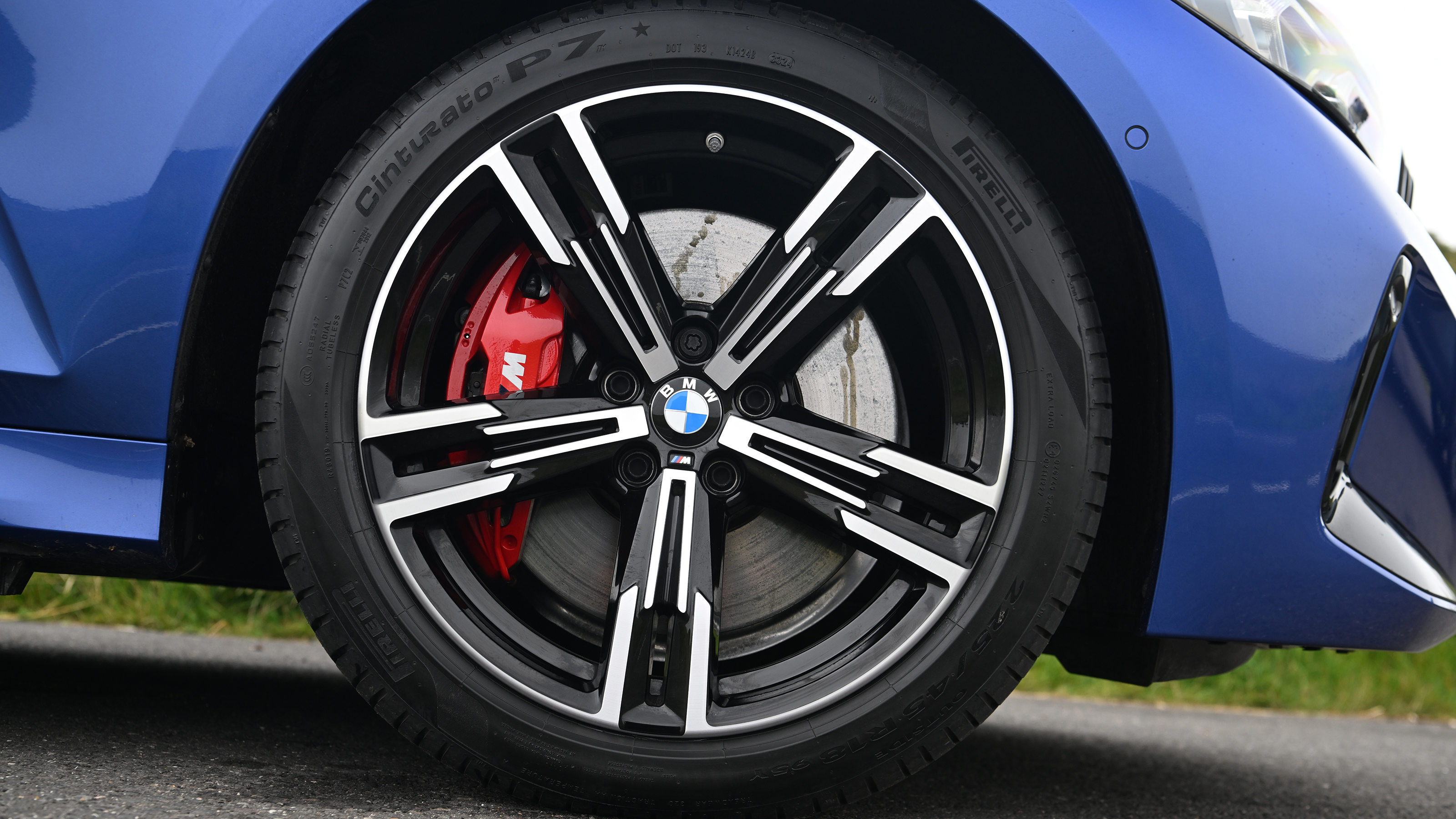 BMW 3 Series Touring - wheel
