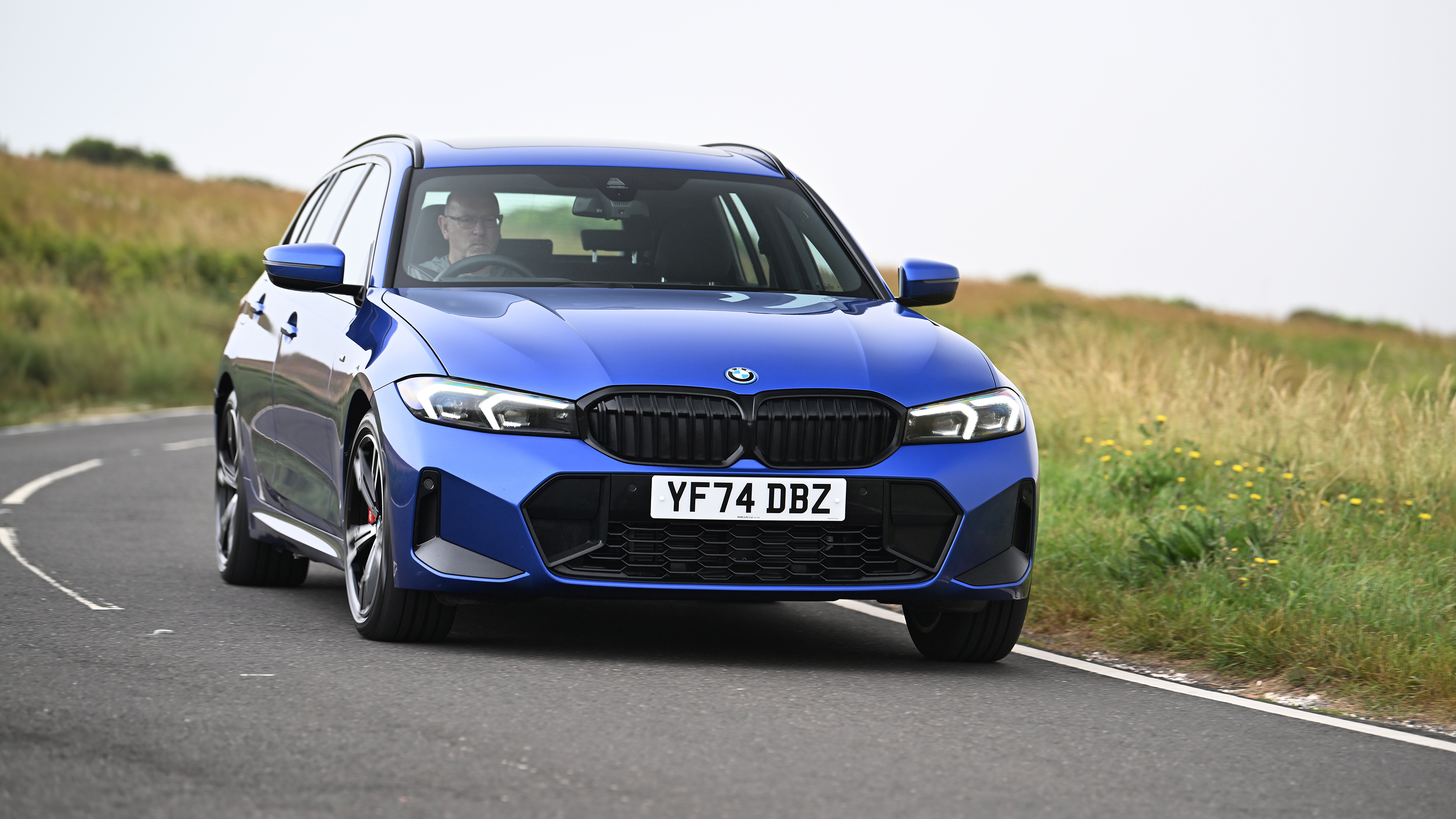 BMW 3 Series Touring - front cornering