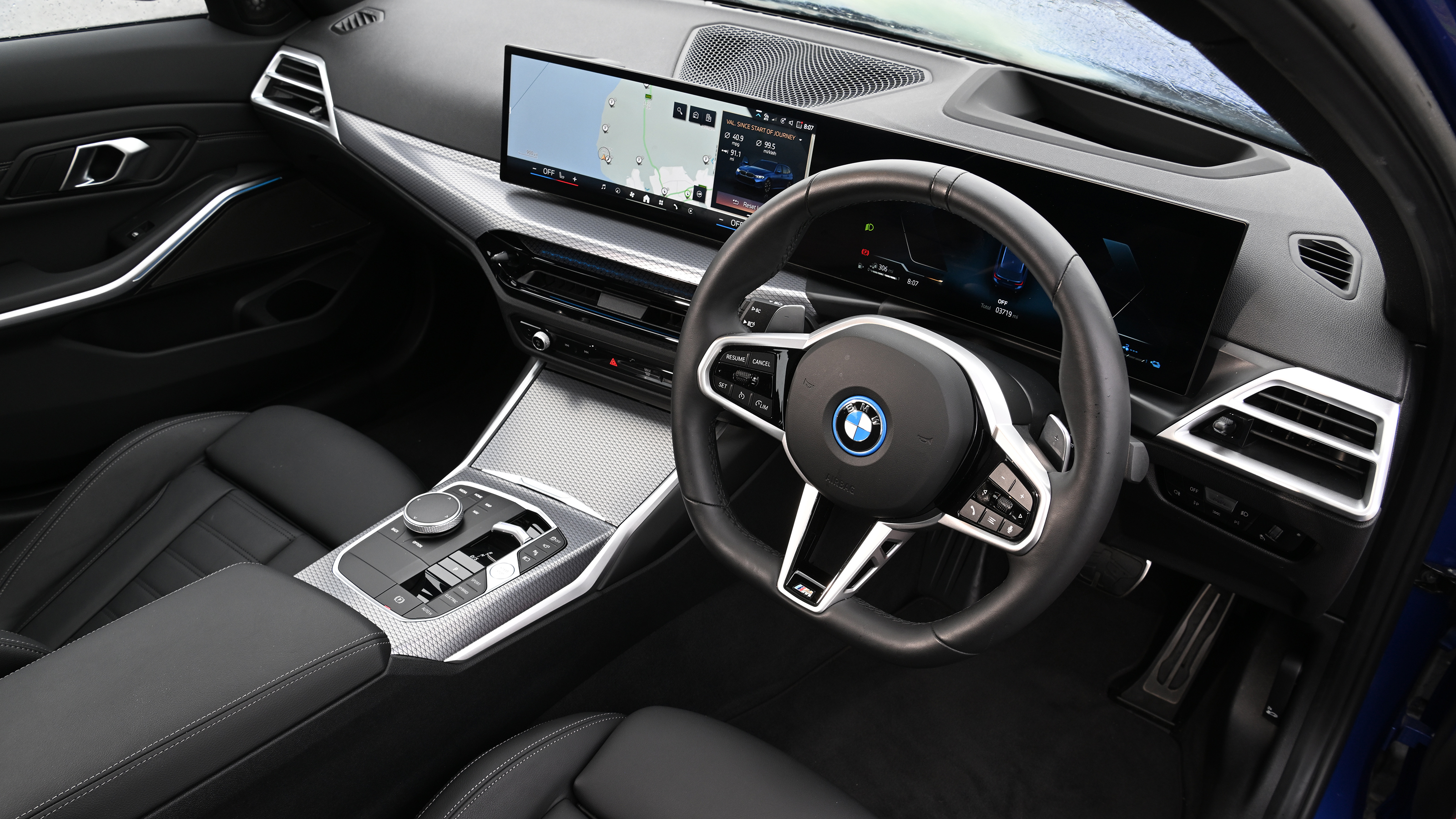 BMW 3 Series Touring - interior