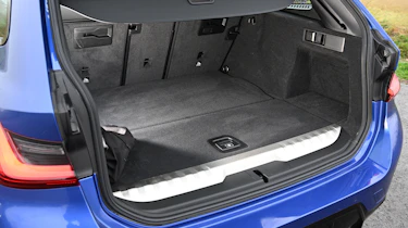BMW 3 Series Touring - boot