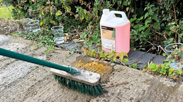 Best driveway cleaners 2025 - Driveway how we test