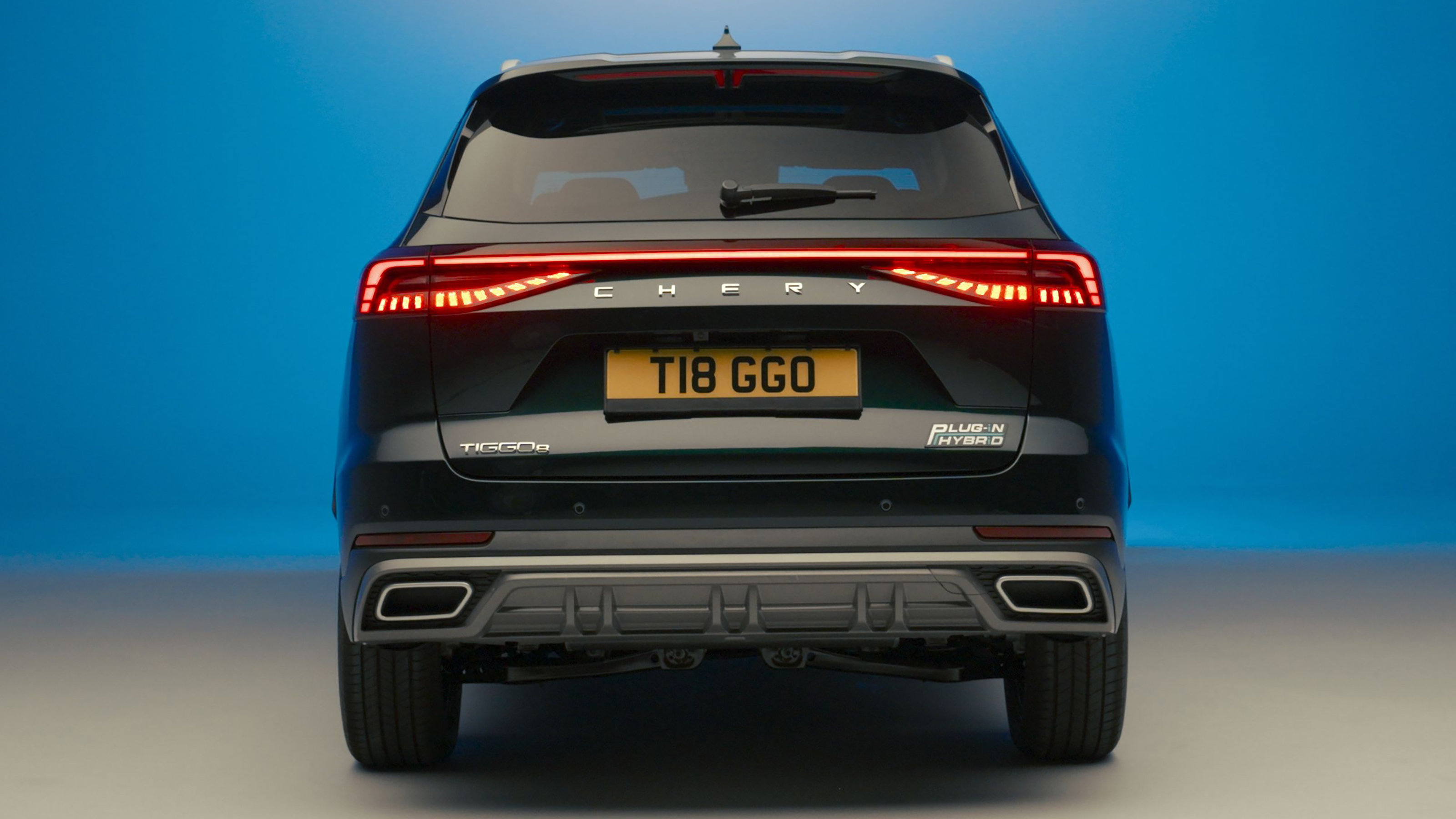 CHERY TIGGO 8 - studio rear end