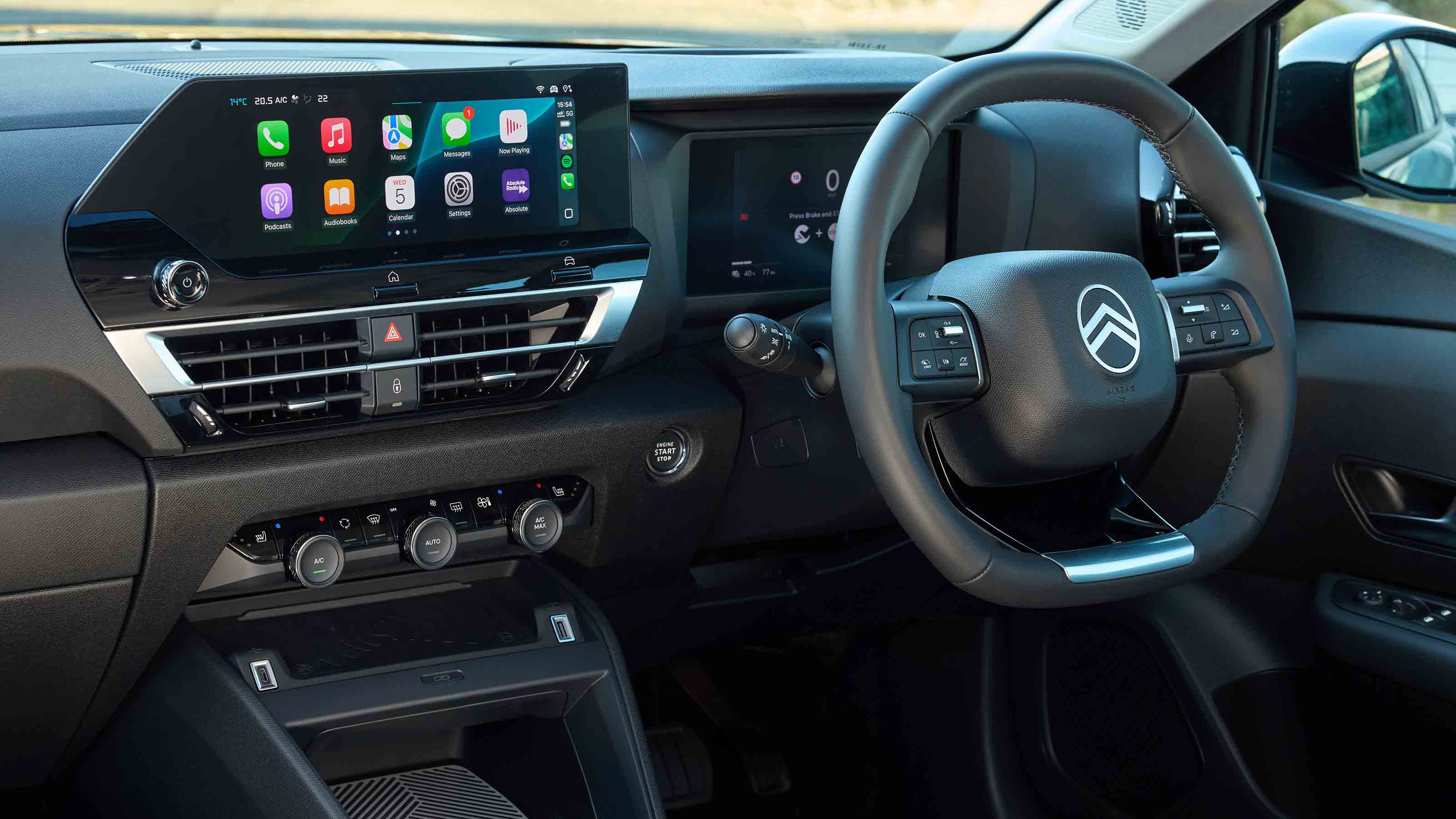 Citroen e-C4 X - dashboard