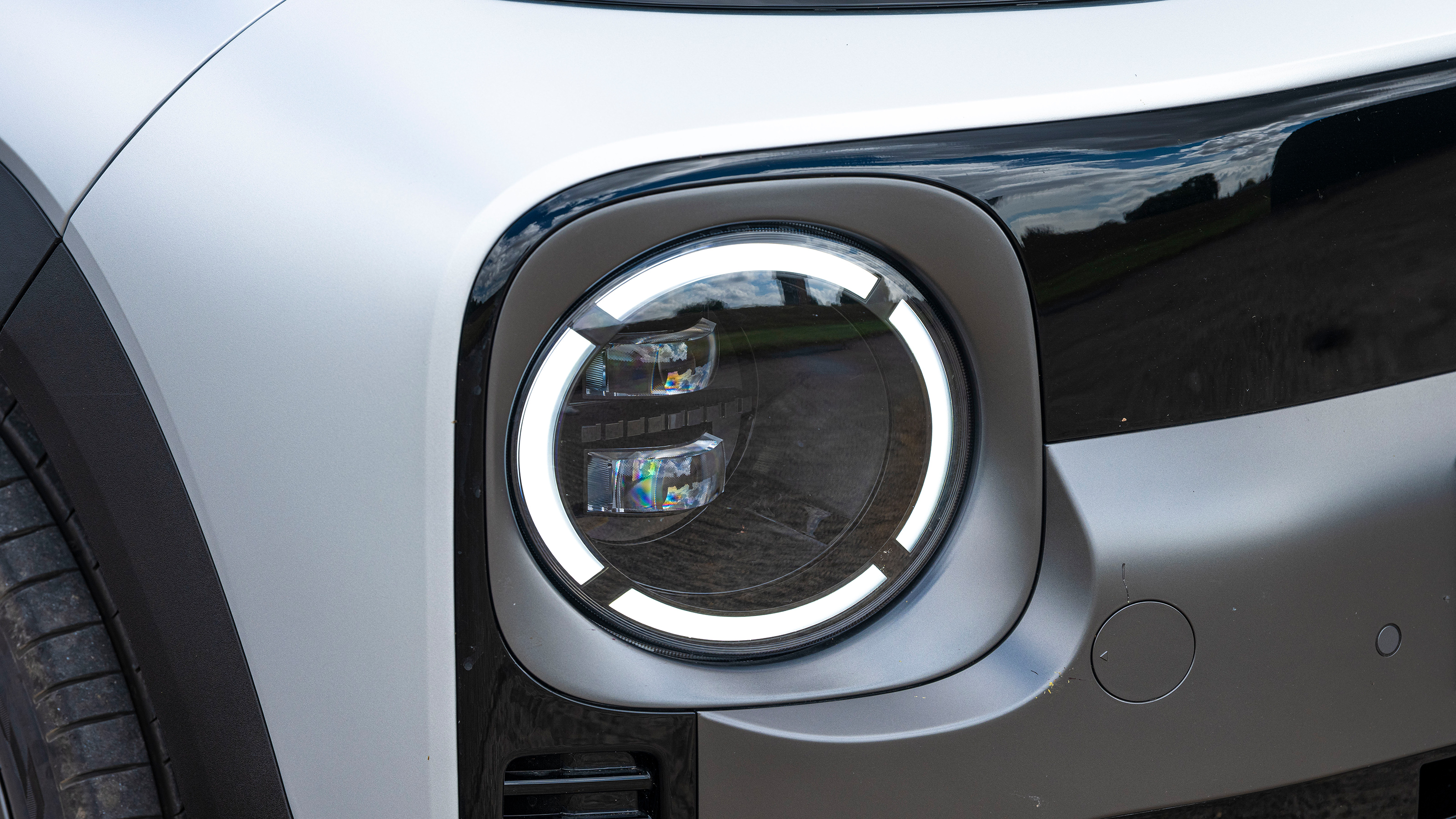 Hyundai Inster Cross - headlight