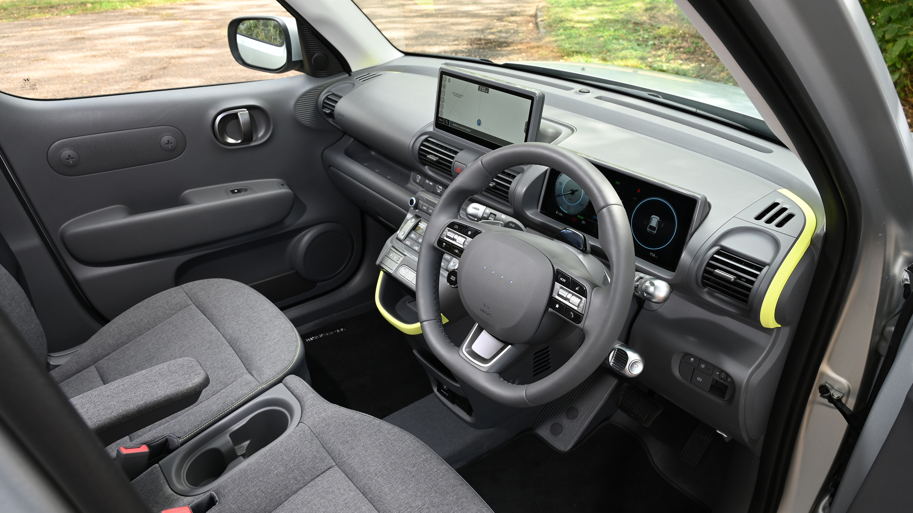 Hyundai Inster Cross - interior