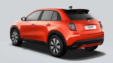 Fiat 600 Hybrid - orange rear 3/4