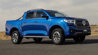 GWM Poer pick-up truck - side static