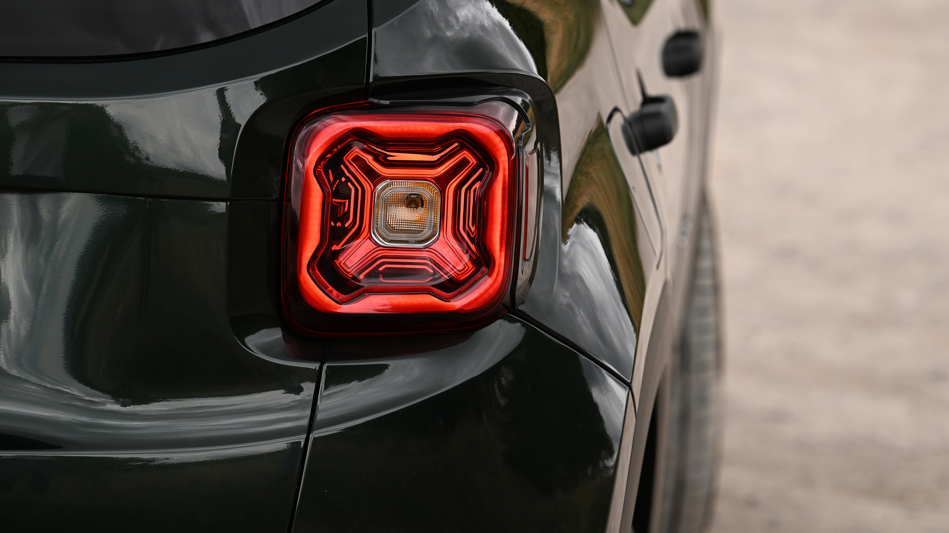Jeep Renegade North Star - rear light 