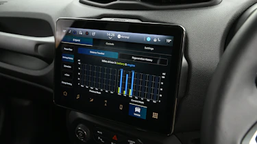 Jeep Renegade North Star - infotainment screen