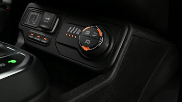 Jeep Renegade North Star - centre console