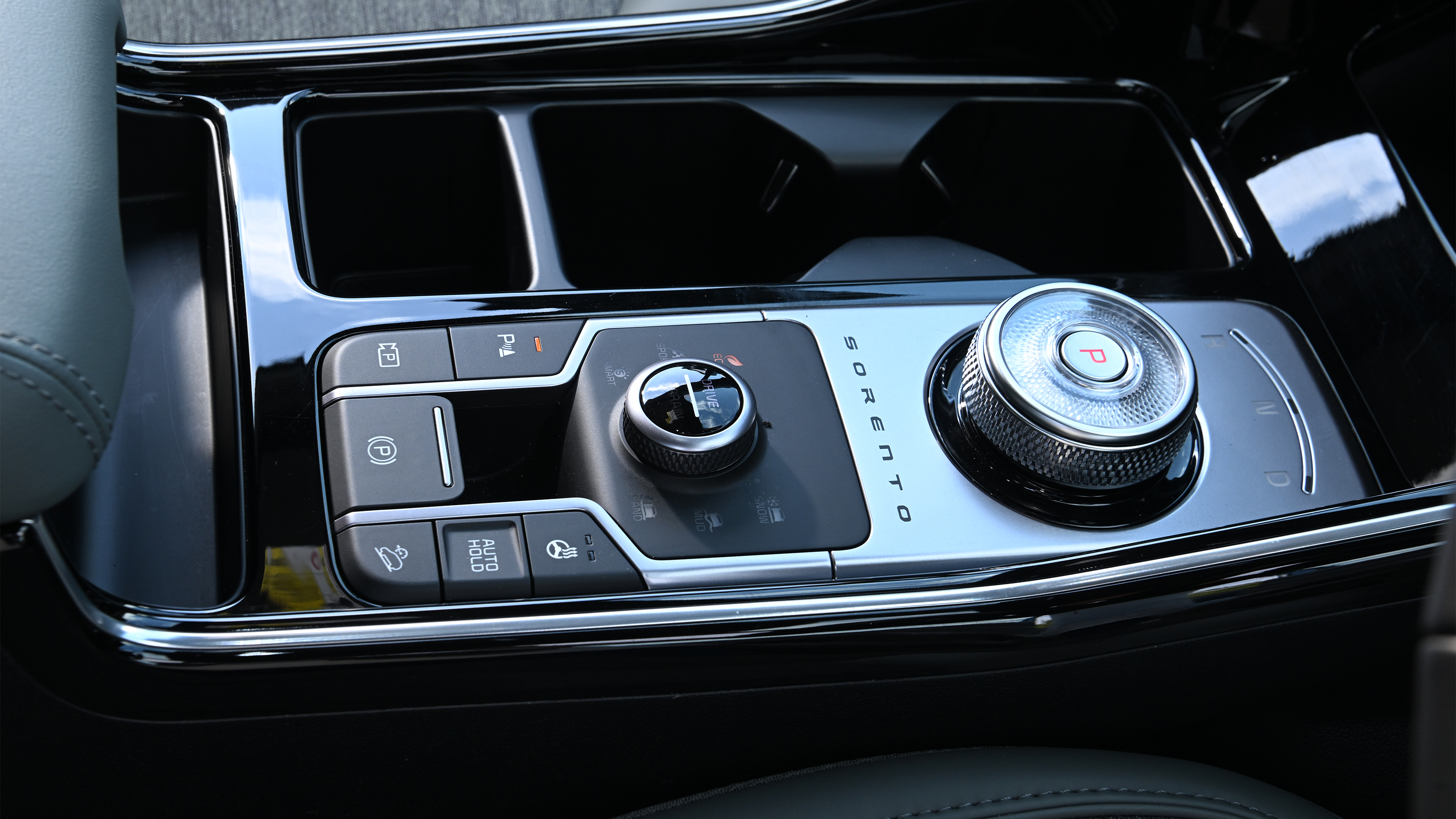 Kia Sorento - centre console