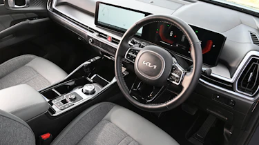 Kia Sorento - interior overview