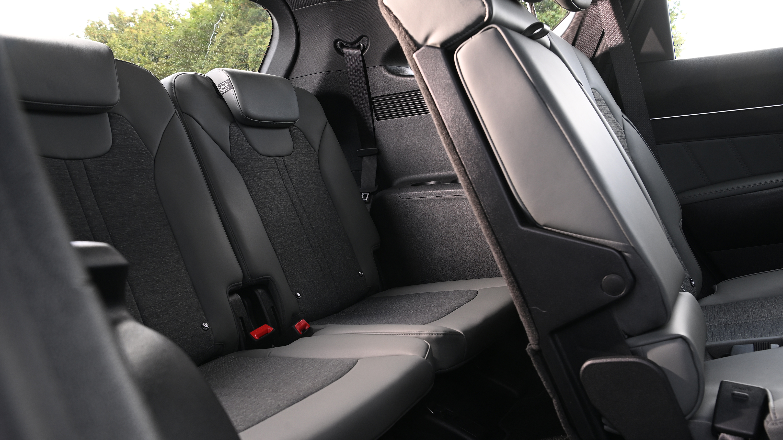 Kia Sorento - third row seats