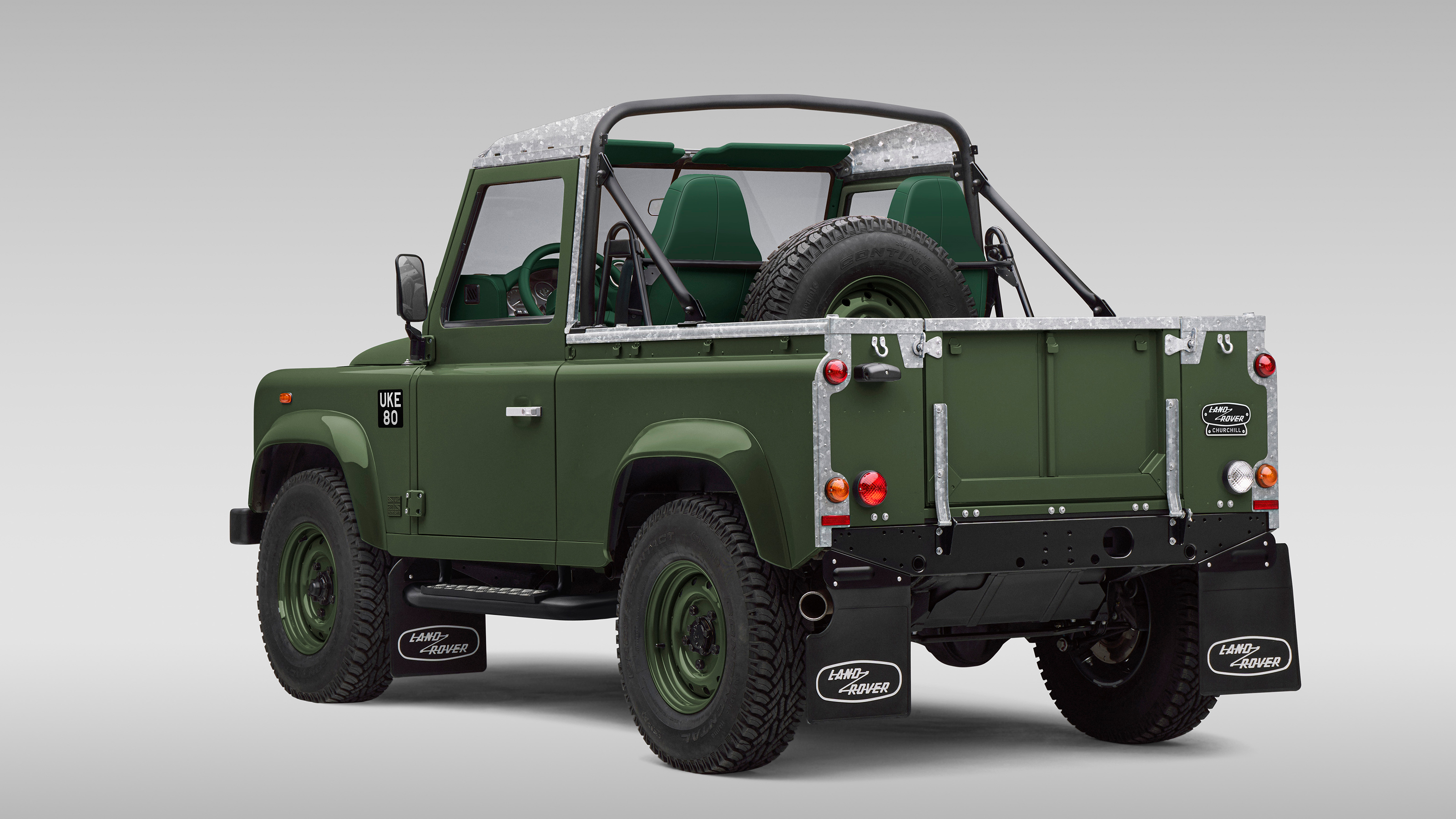Land Rover Defender Churchill Edition roof off
