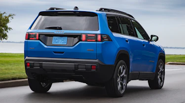 New Jeep Cherokee - blue dynamic rear 3/4