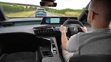 Peugeot 5008 - driving