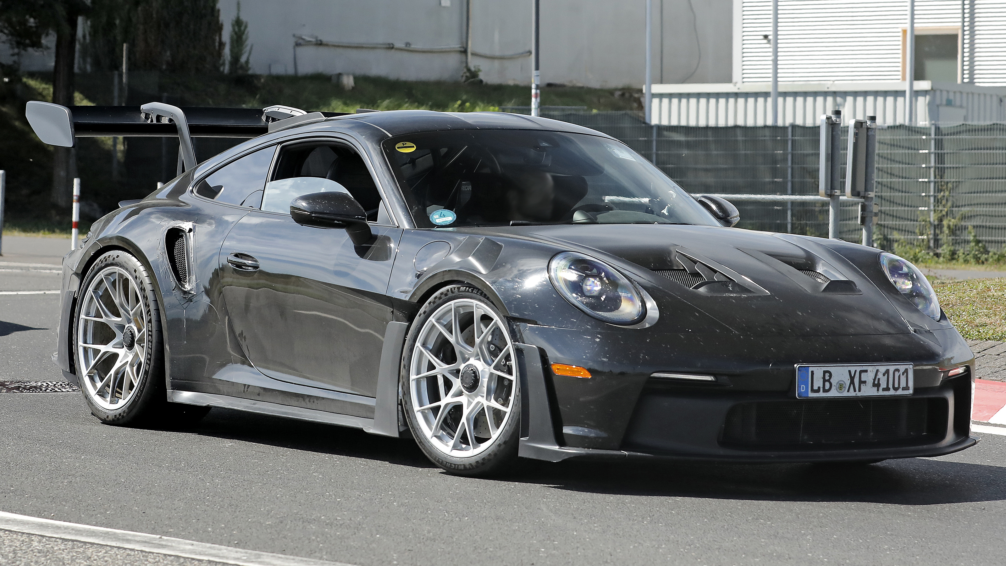 Porsche 911 GT3 RS Facelift - front angled
