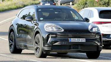 Porsche Cayenne Electric - front 3/4