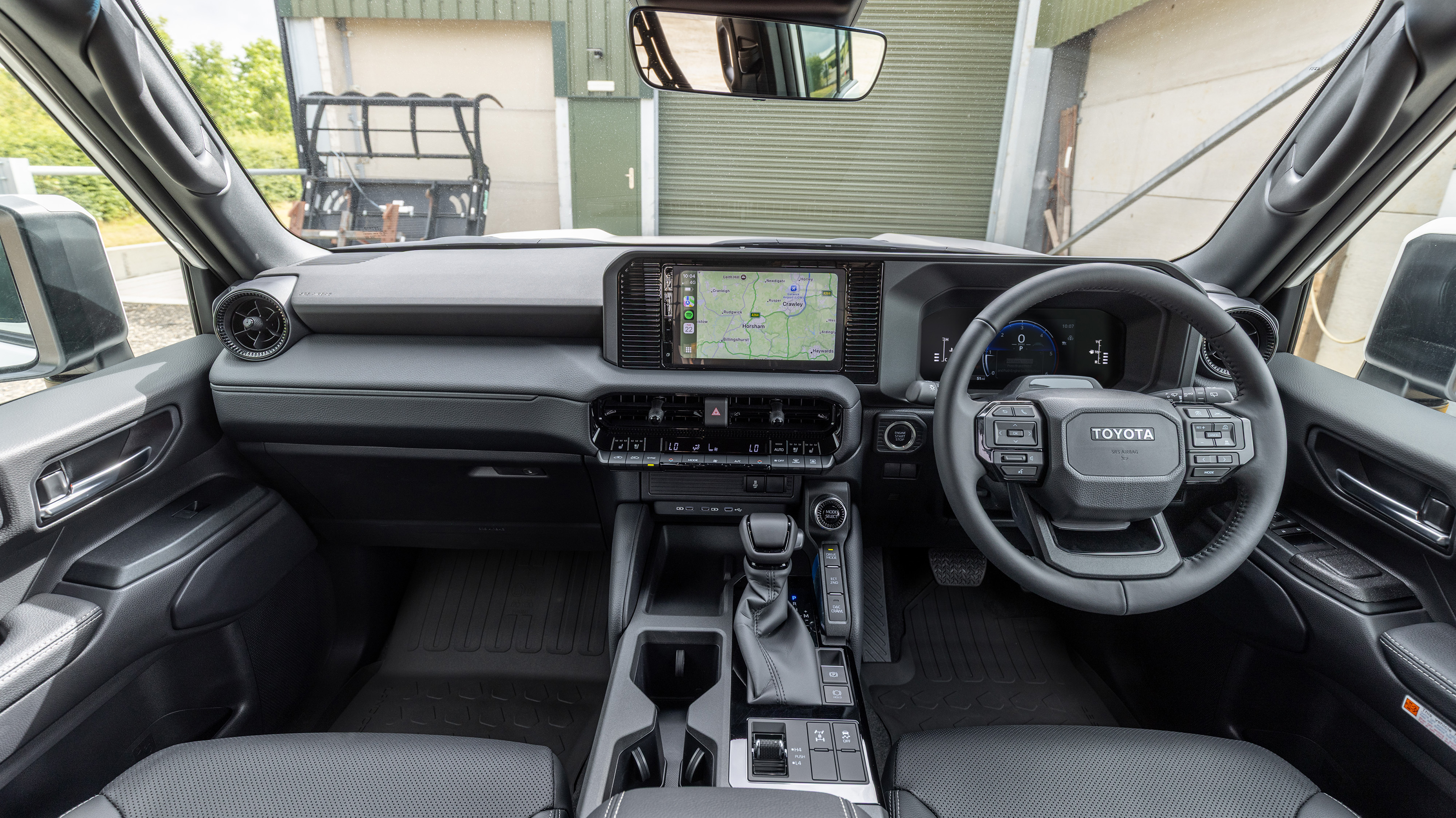 Toyota Land Cruiser Commercial - dashboard