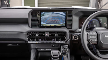 Toyota Land Cruiser Commercial - infotainment screen