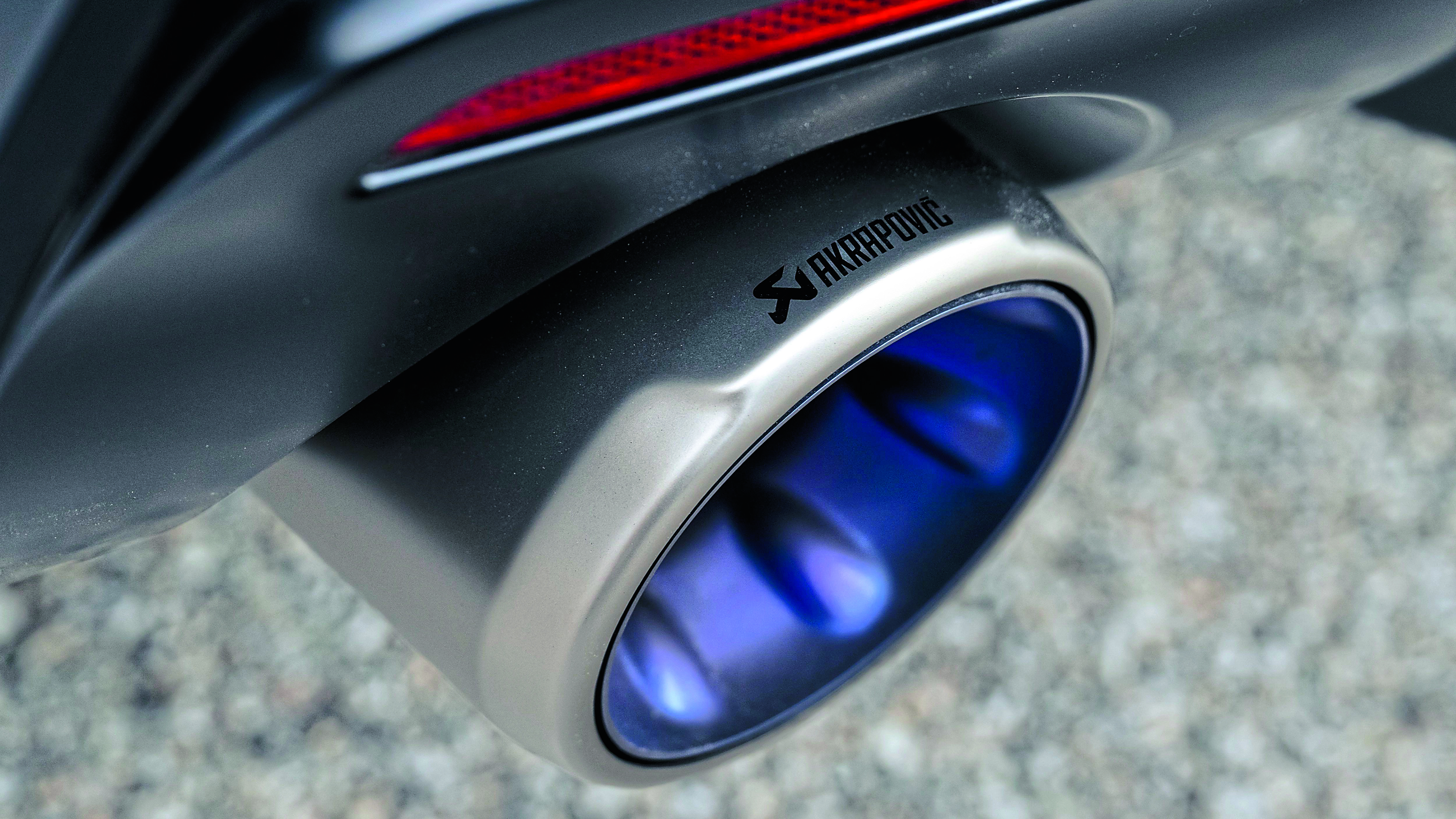 New Toyota GR Supra A90 Final Edition - exhaust 