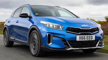 Updated Kia XCeed - dynamic front 3/4