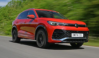 Volkswagen Tiguan R-Line 2.0 TSI 4Motion - front tracking