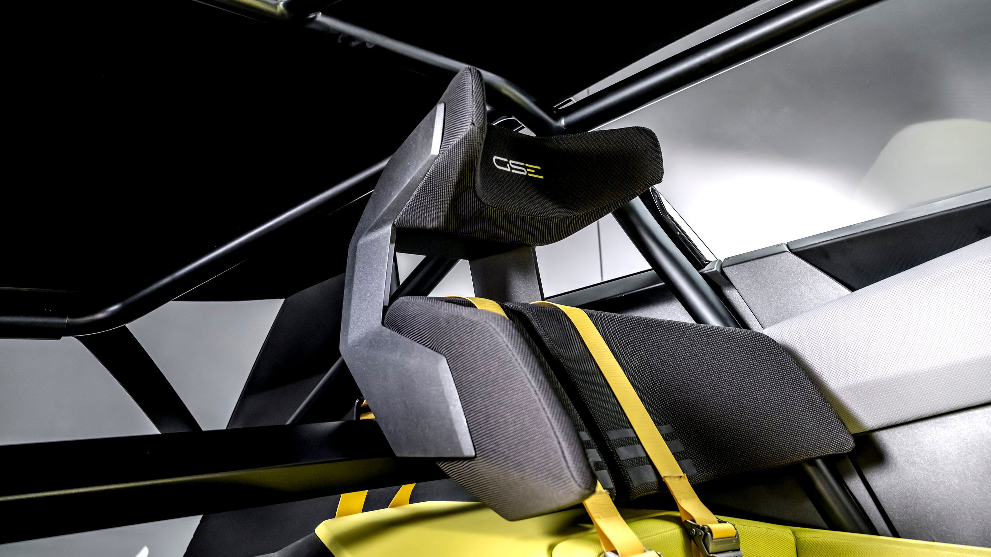 Vauxhall Corsa GSE Vision Gran Turismo concept roll cage