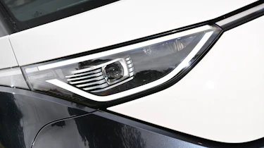 Volkswagen ID. Buzz LWB - headlight