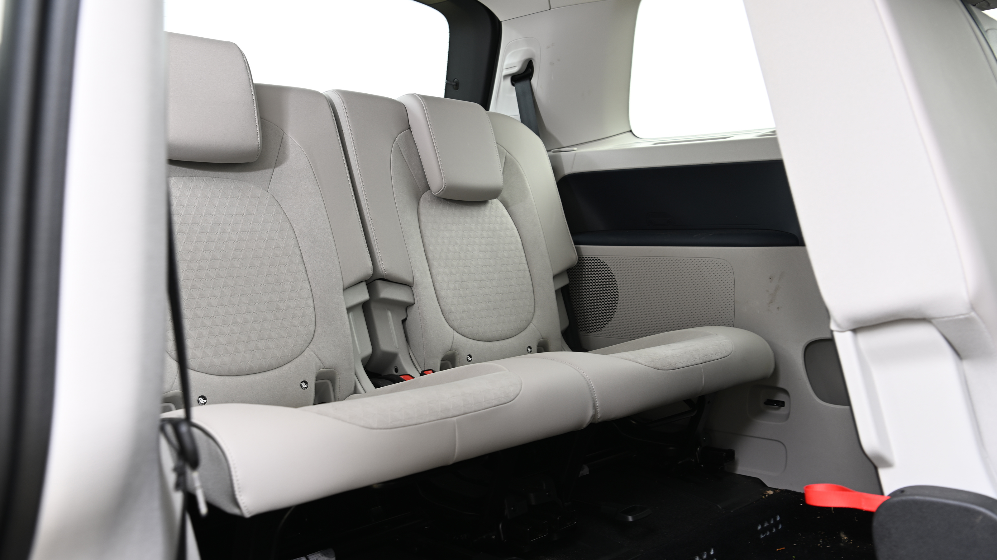 Volkswagen ID. Buzz LWB - rear seats