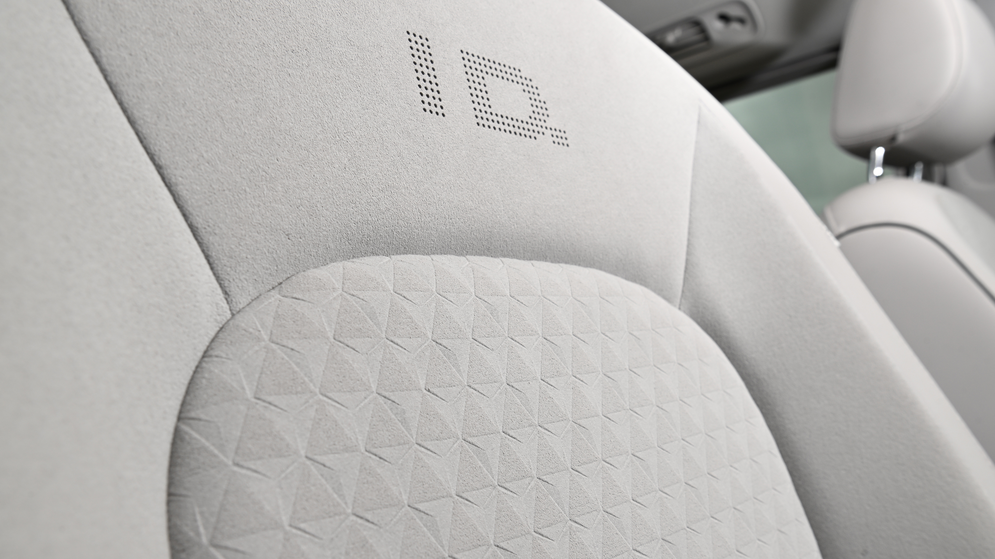 Volkswagen ID. Buzz LWB - seat detailing
