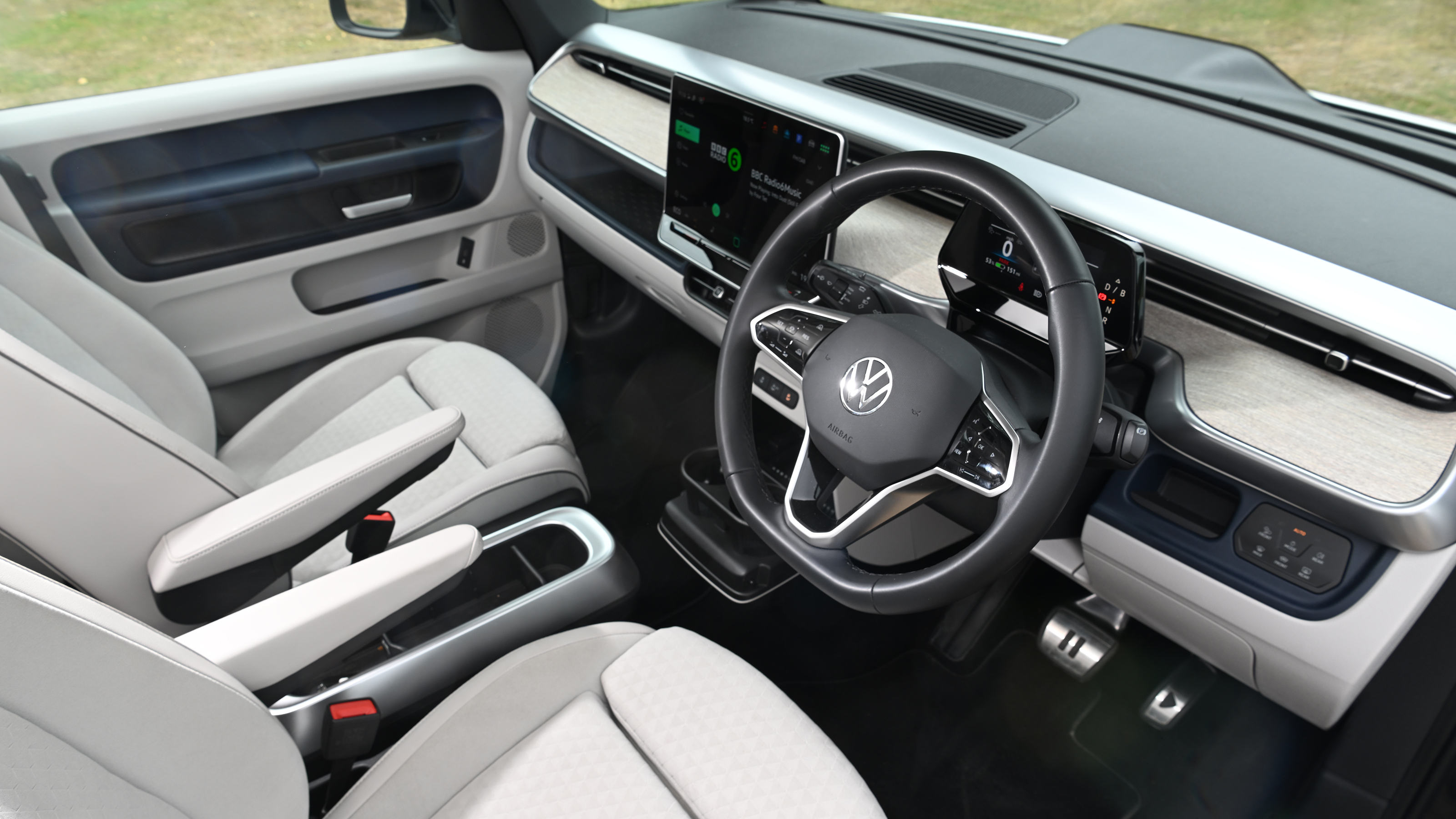 Volkswagen ID. Buzz LWB - dashboard