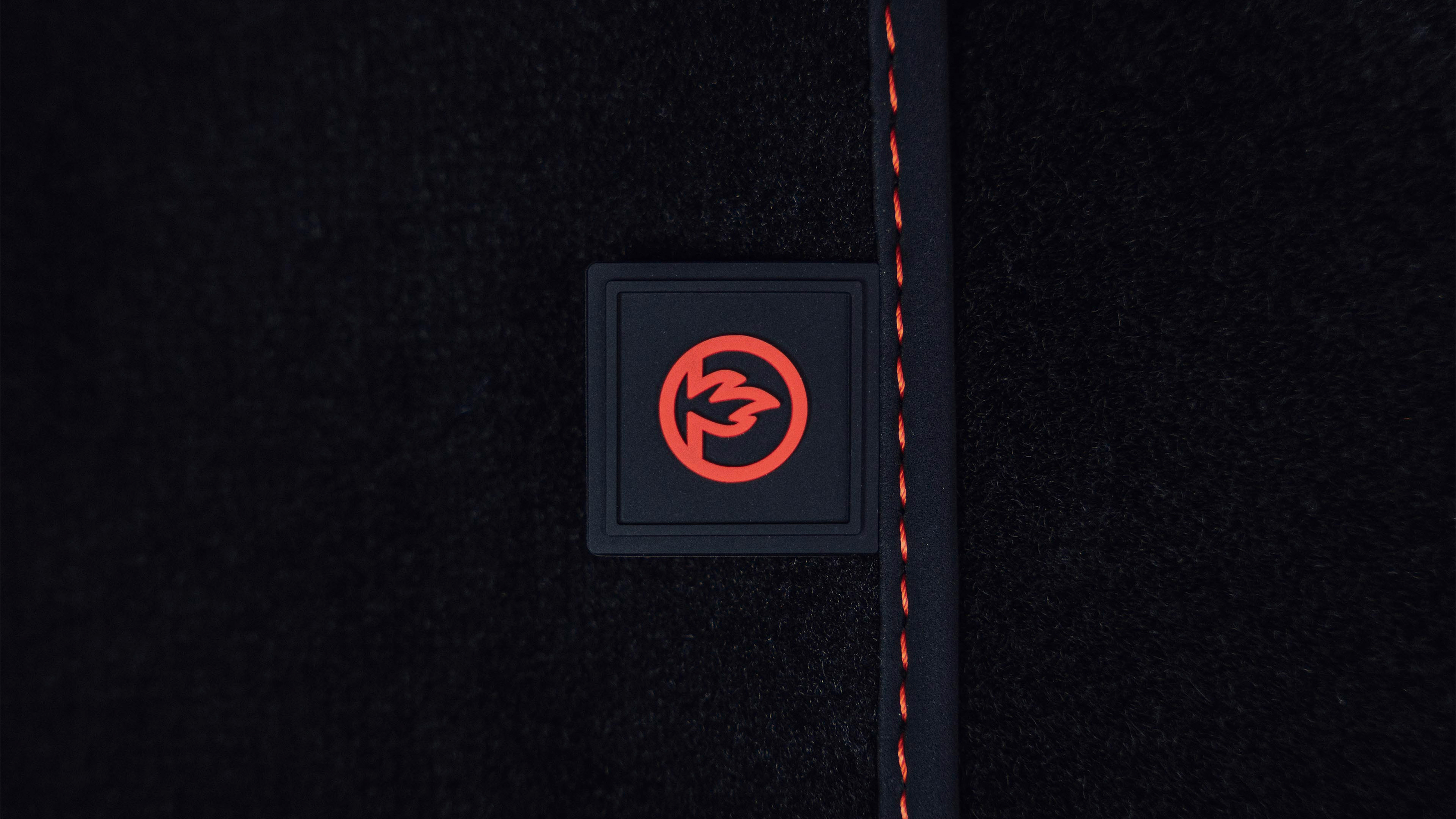 Volkswagen ID.3 GTX Fire &amp; Ice edition - red embroidery