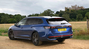 Volkswagen Passat - rear static