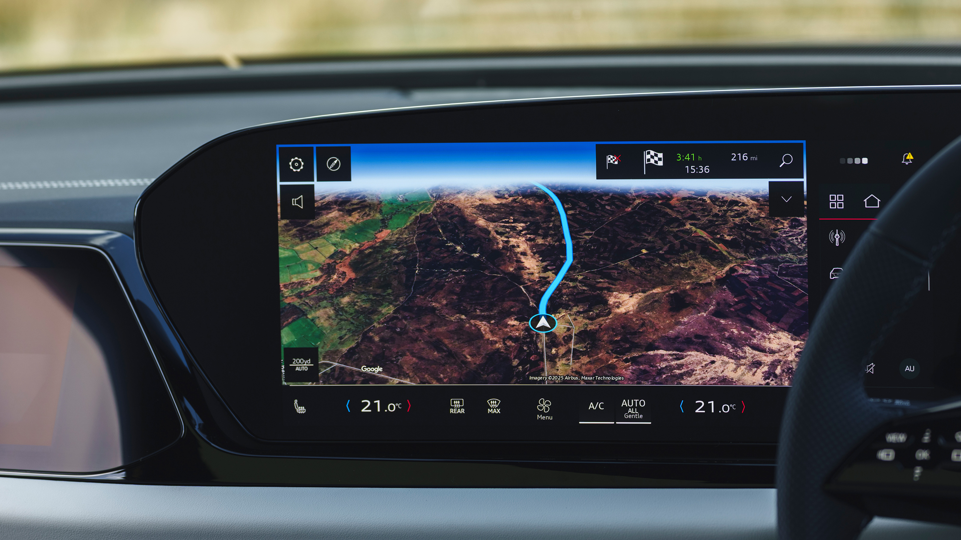 Audi A6 Avant Launch Edition - infotainment screen