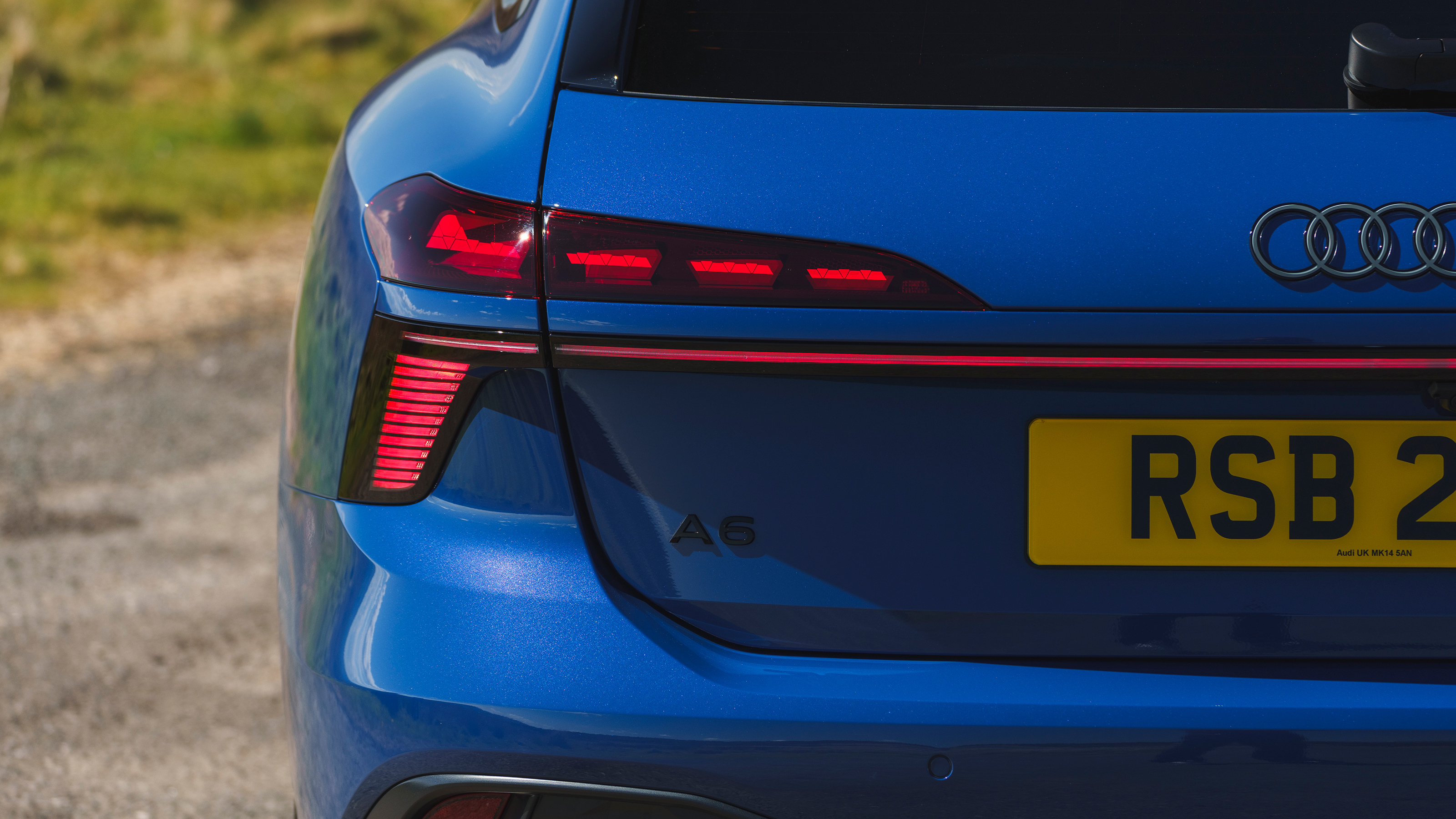 Audi A6 Avant Launch Edition - tail light