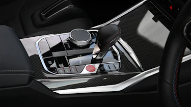 BMW M2 - centre console