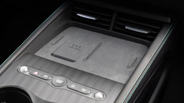 BYD Seal 6 Touring - centre console