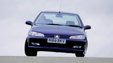 Peugeot 406 - front cornering