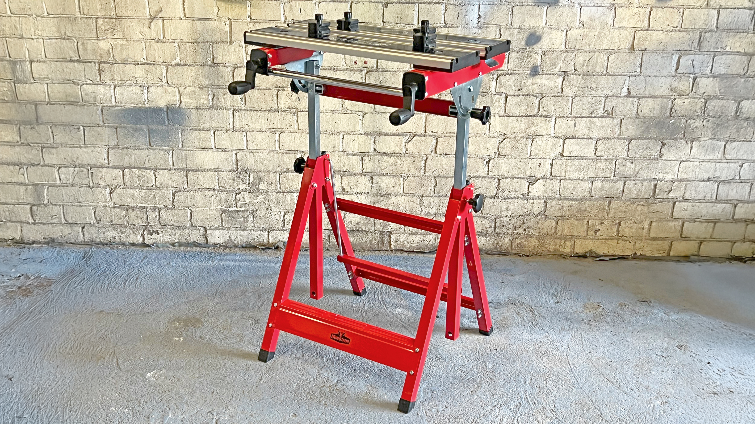 Best folding workbenches 2025 - Minotaur professional