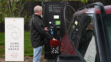 EV tow test - charging Kia