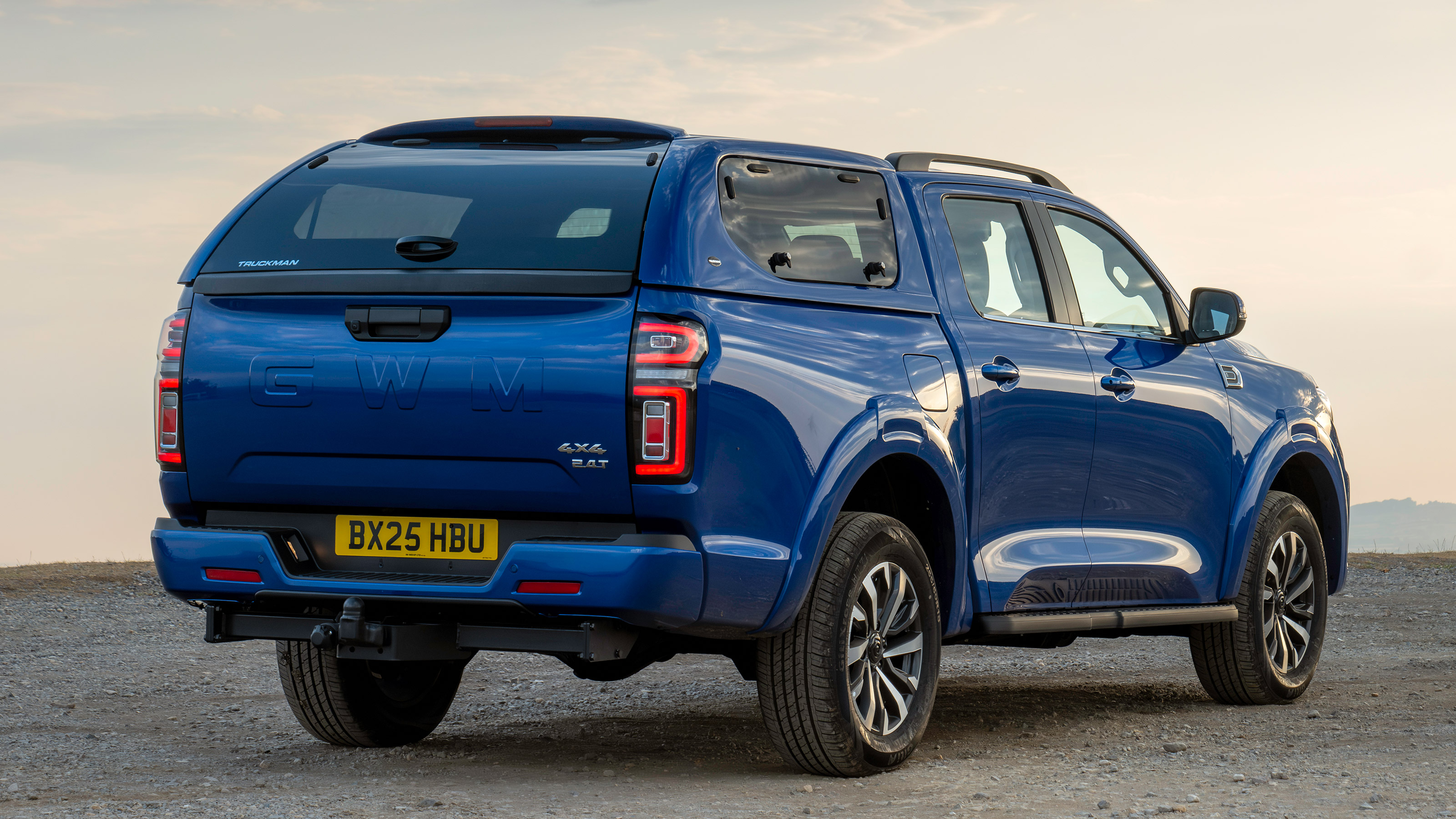 GWM Poer300 - rear