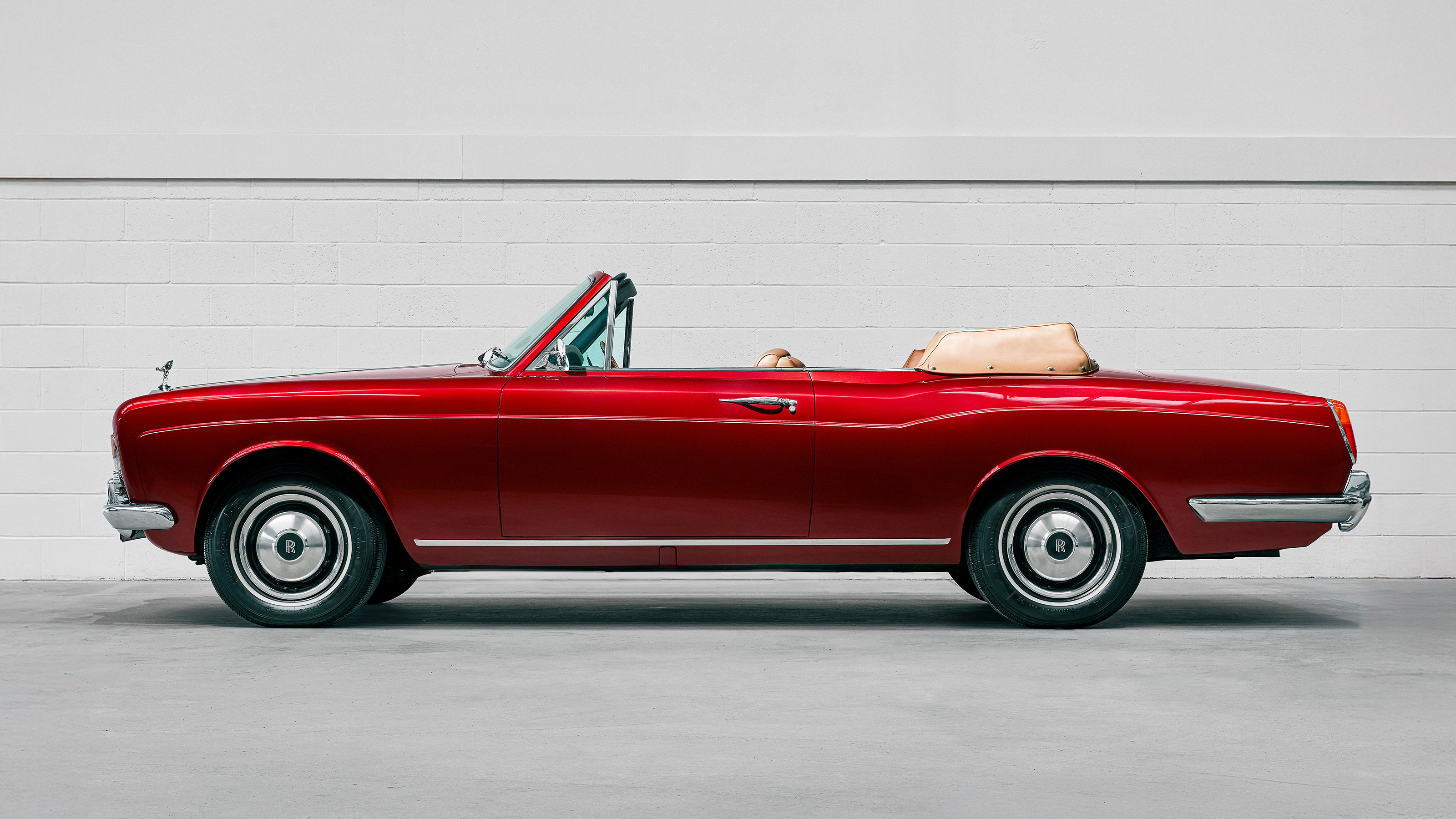 Halcyon Corniche EV - side red