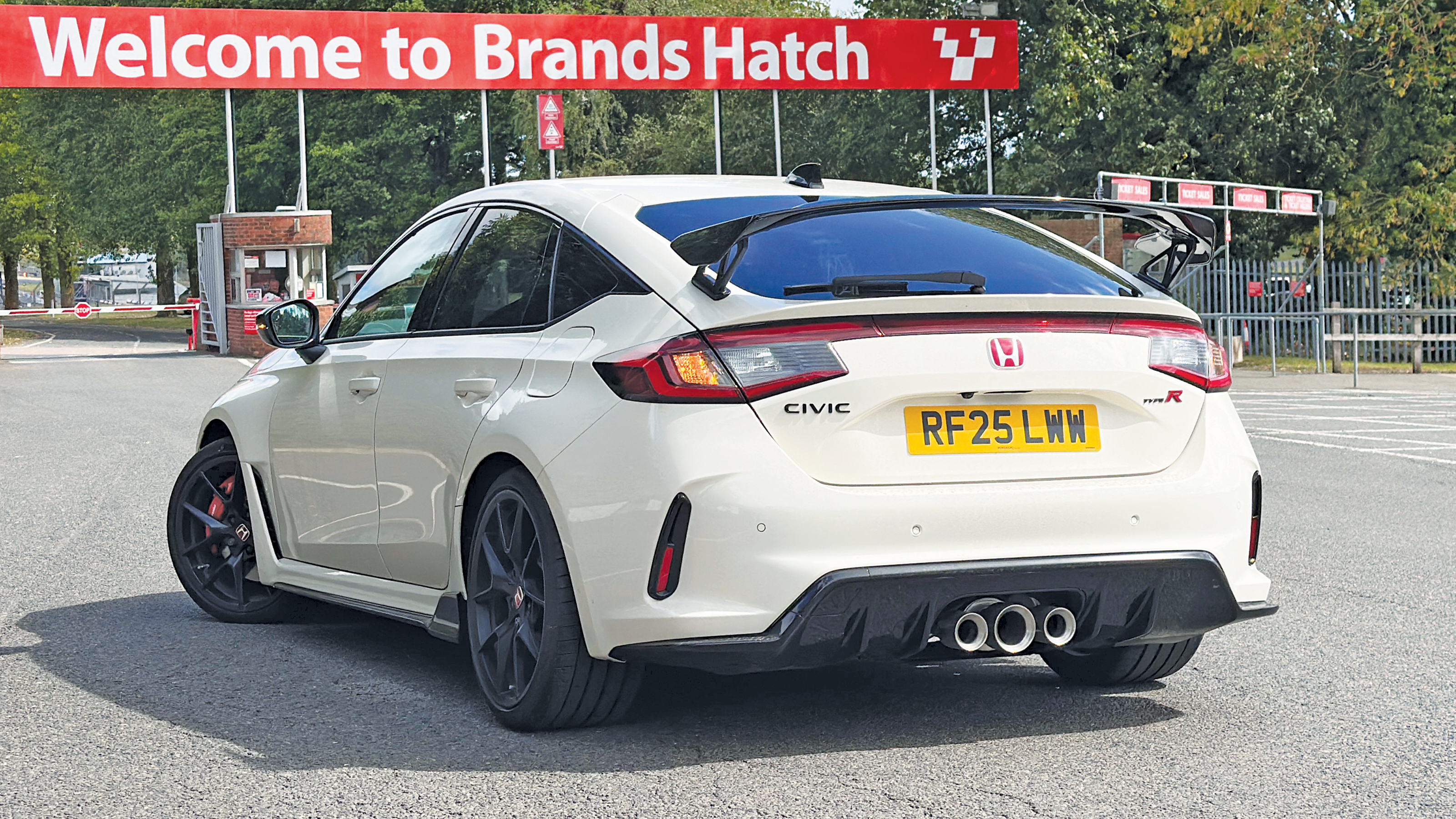 Honda Civic Type R long-term - rear 3/4 at Brands Hatch