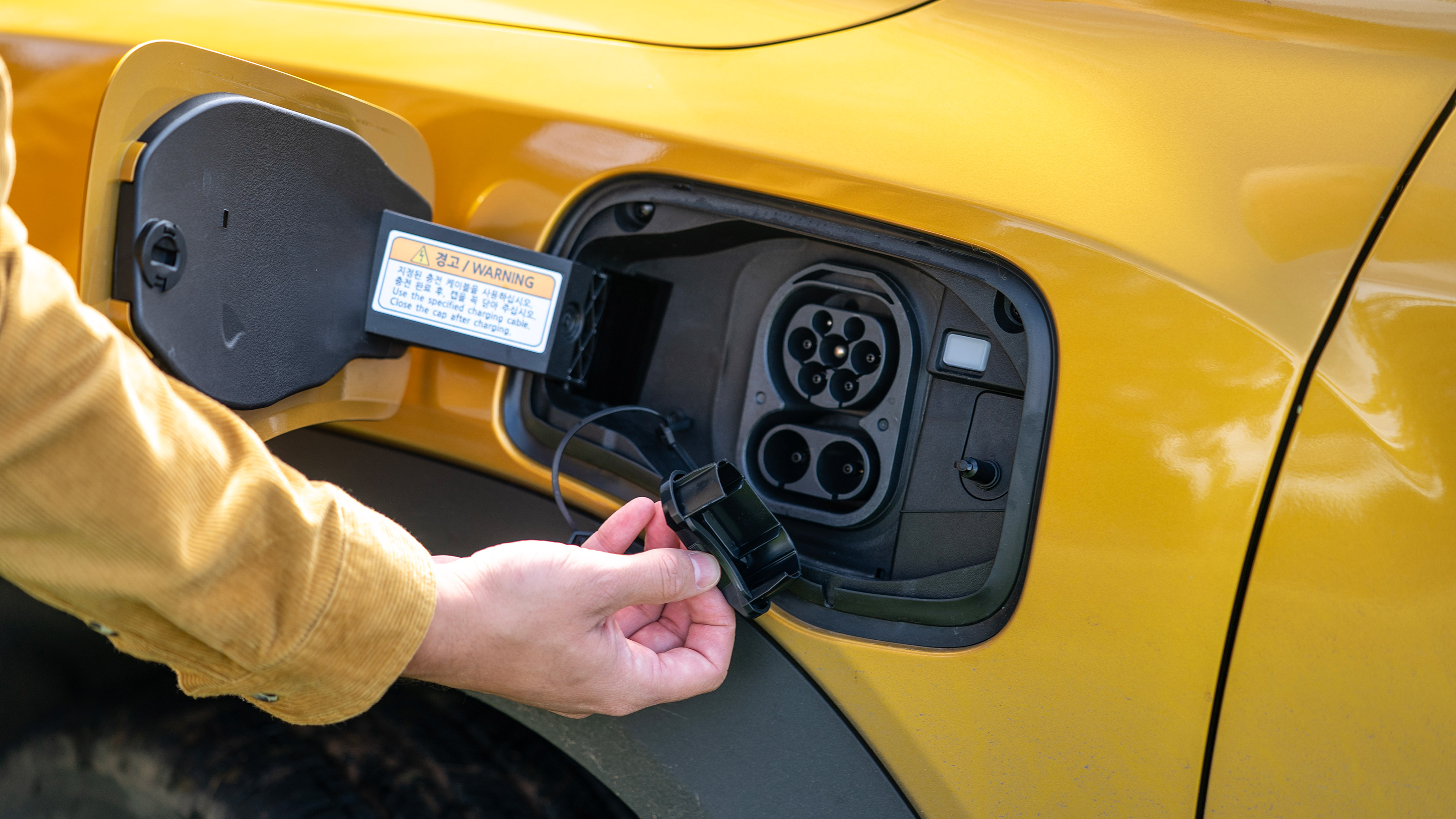 KGM Musso EV - charging port