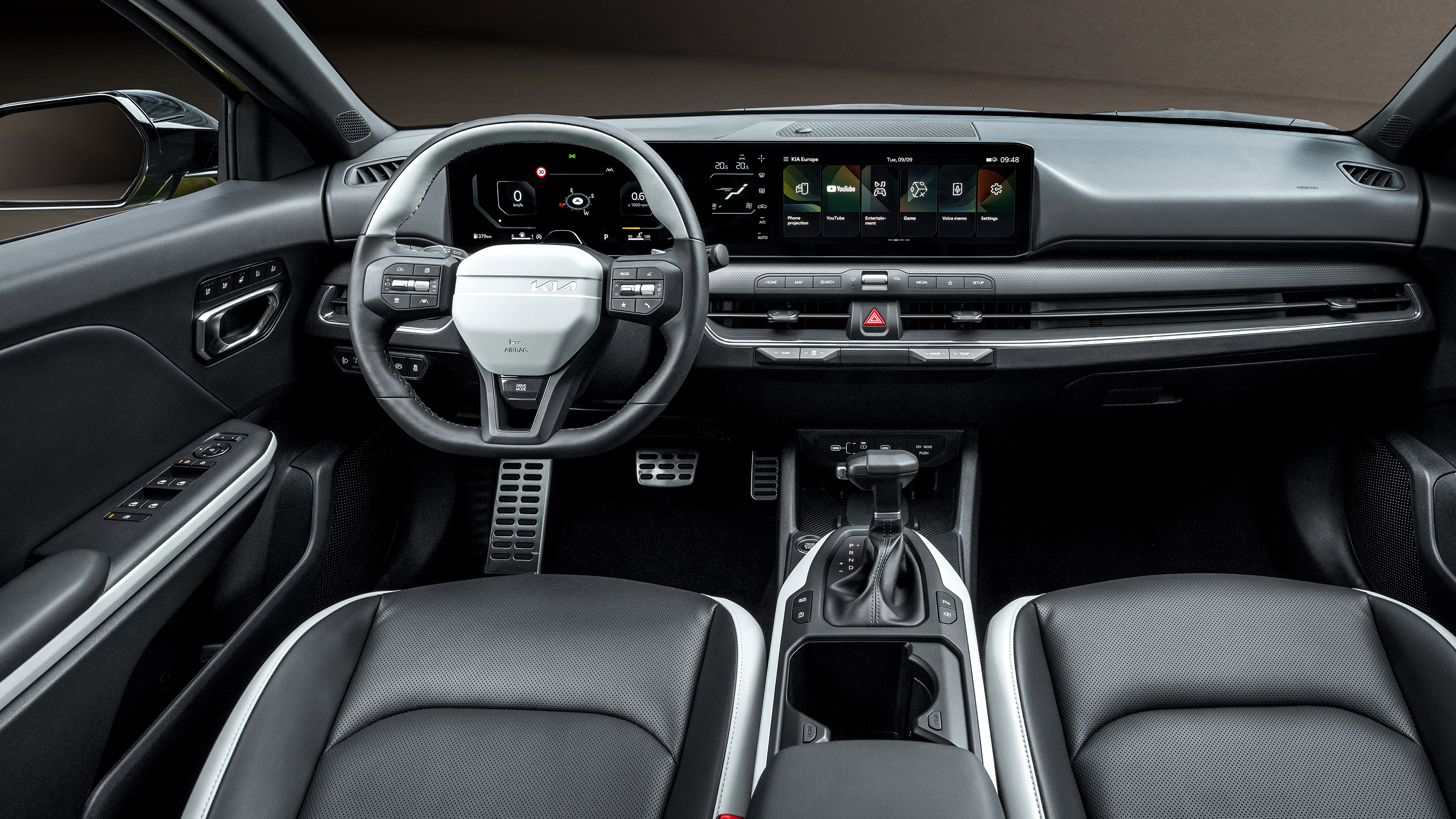 Kia K4 - dash