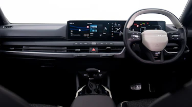 Kia K4 UK - dash
