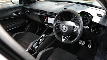 Alfa Romeo Junior Elettrica Veloce - dashboard