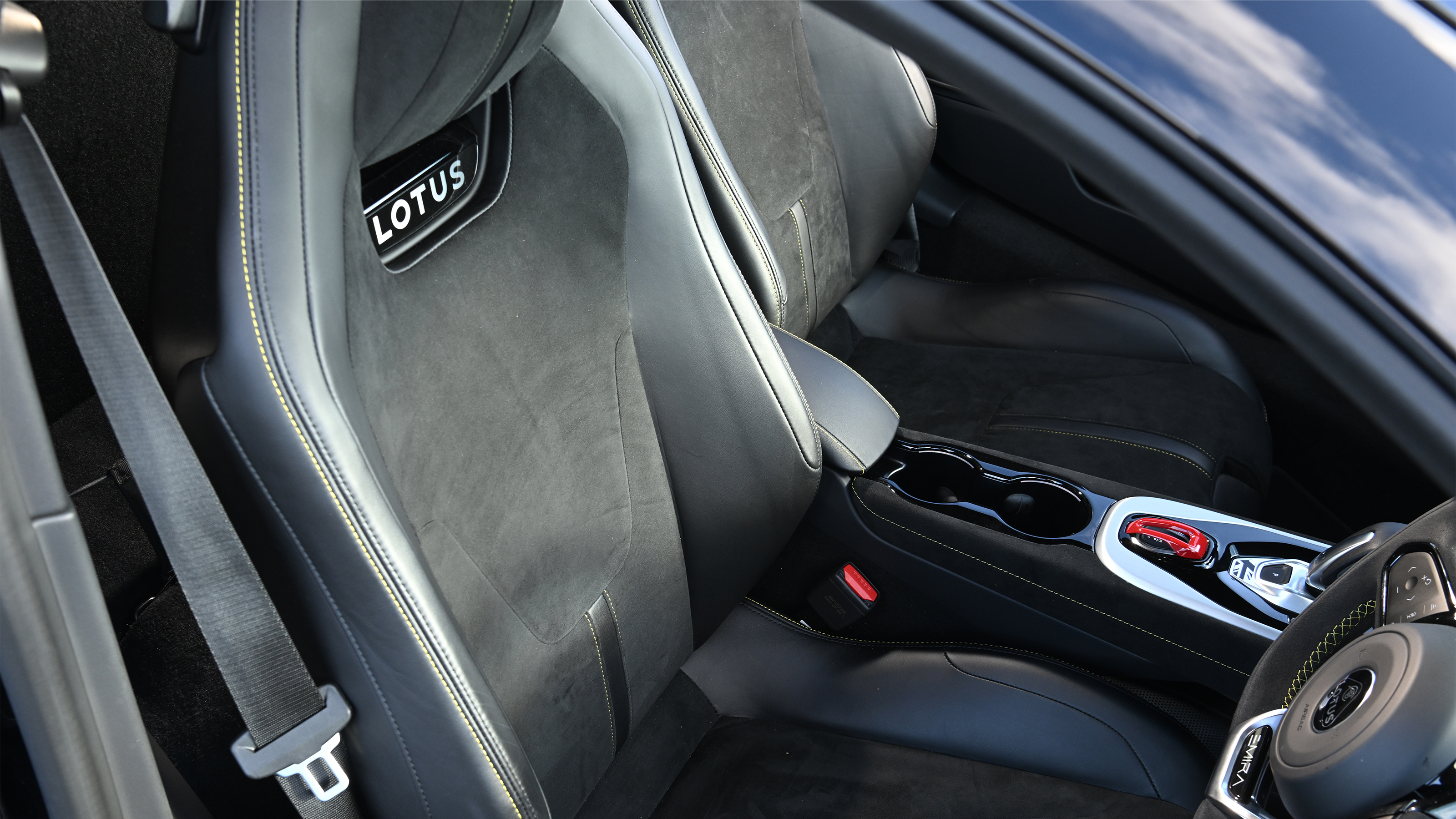 Lotus Emira - seats