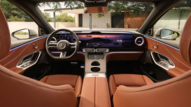 Mercedes GLC - cabin